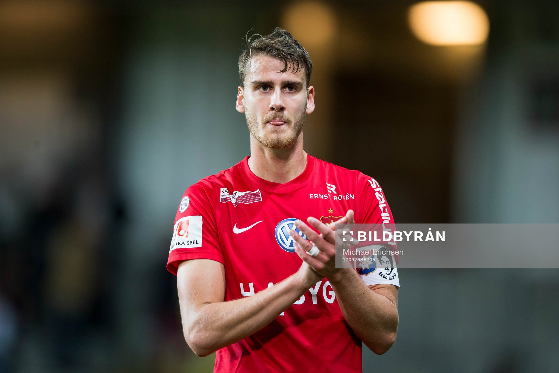 Örgrytes Johan Hammar tackar publiken