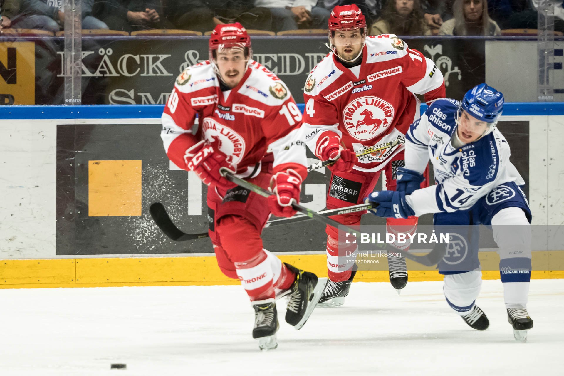 Leksands Oskar Lang jagar Troja/Ljungby Trojas Jens