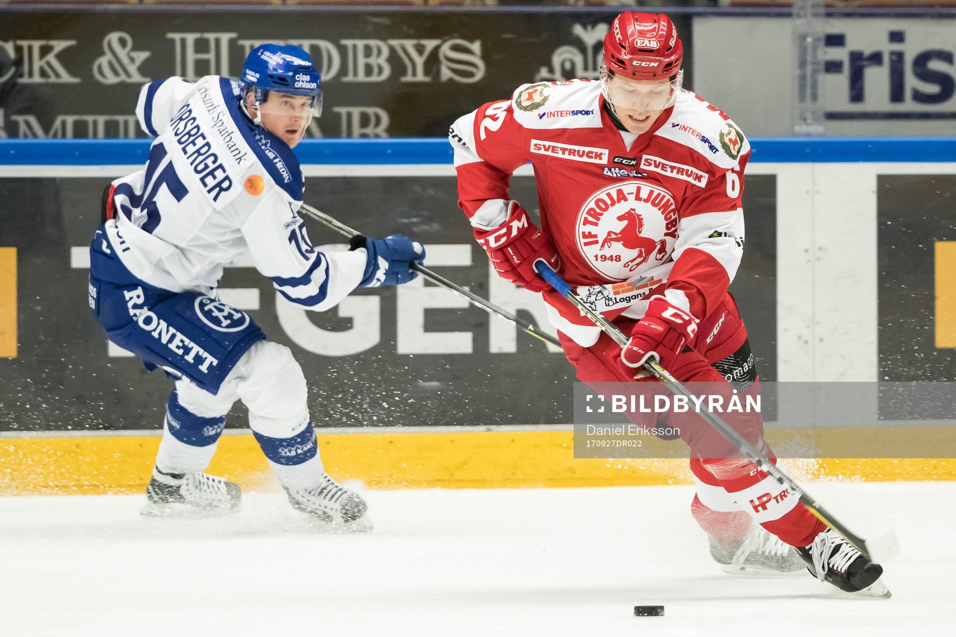 Troja/Ljungby Trojas Tor Immo framför Leksands Johan