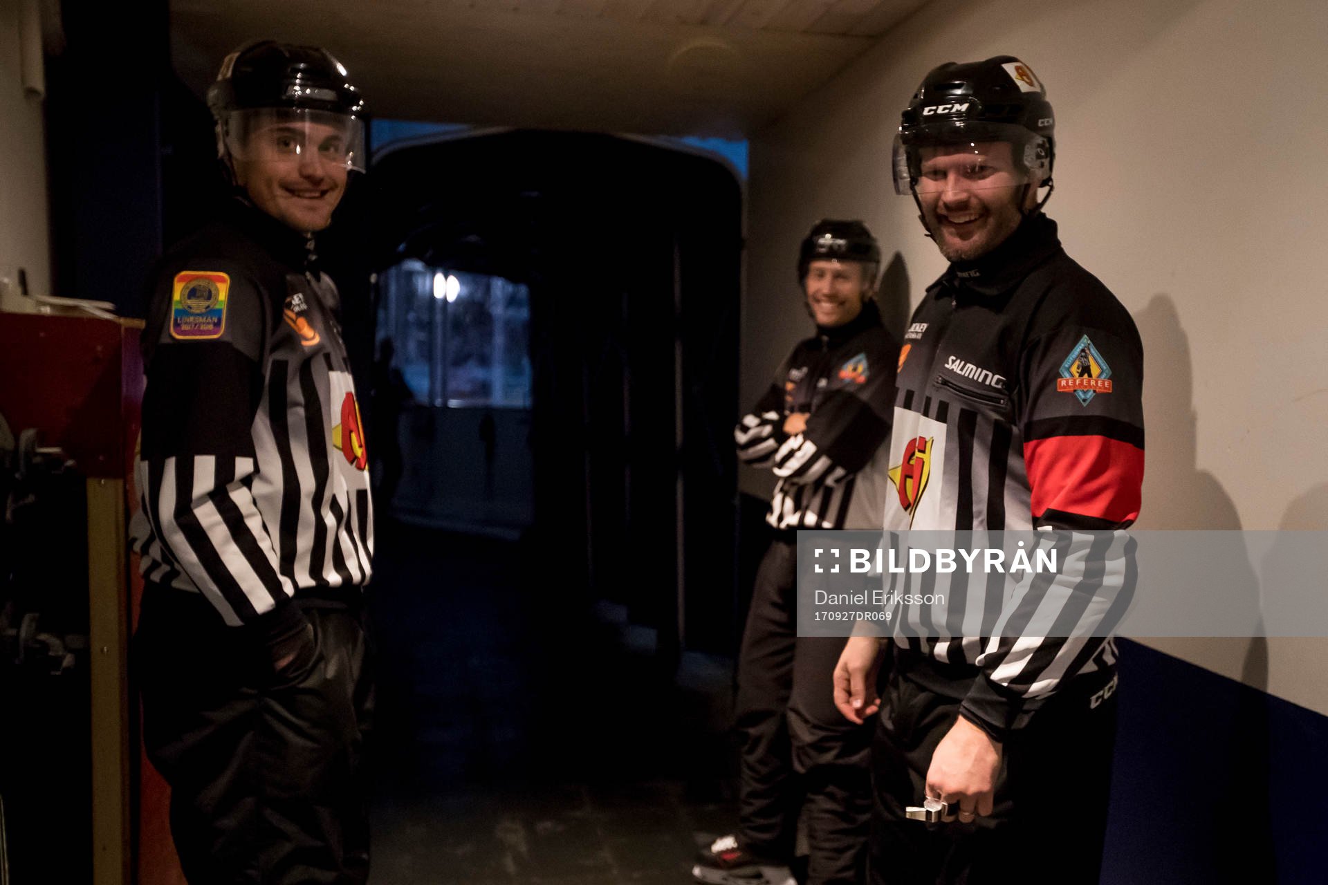 Domare David Bergman och linjemän Andreas Lunden och David