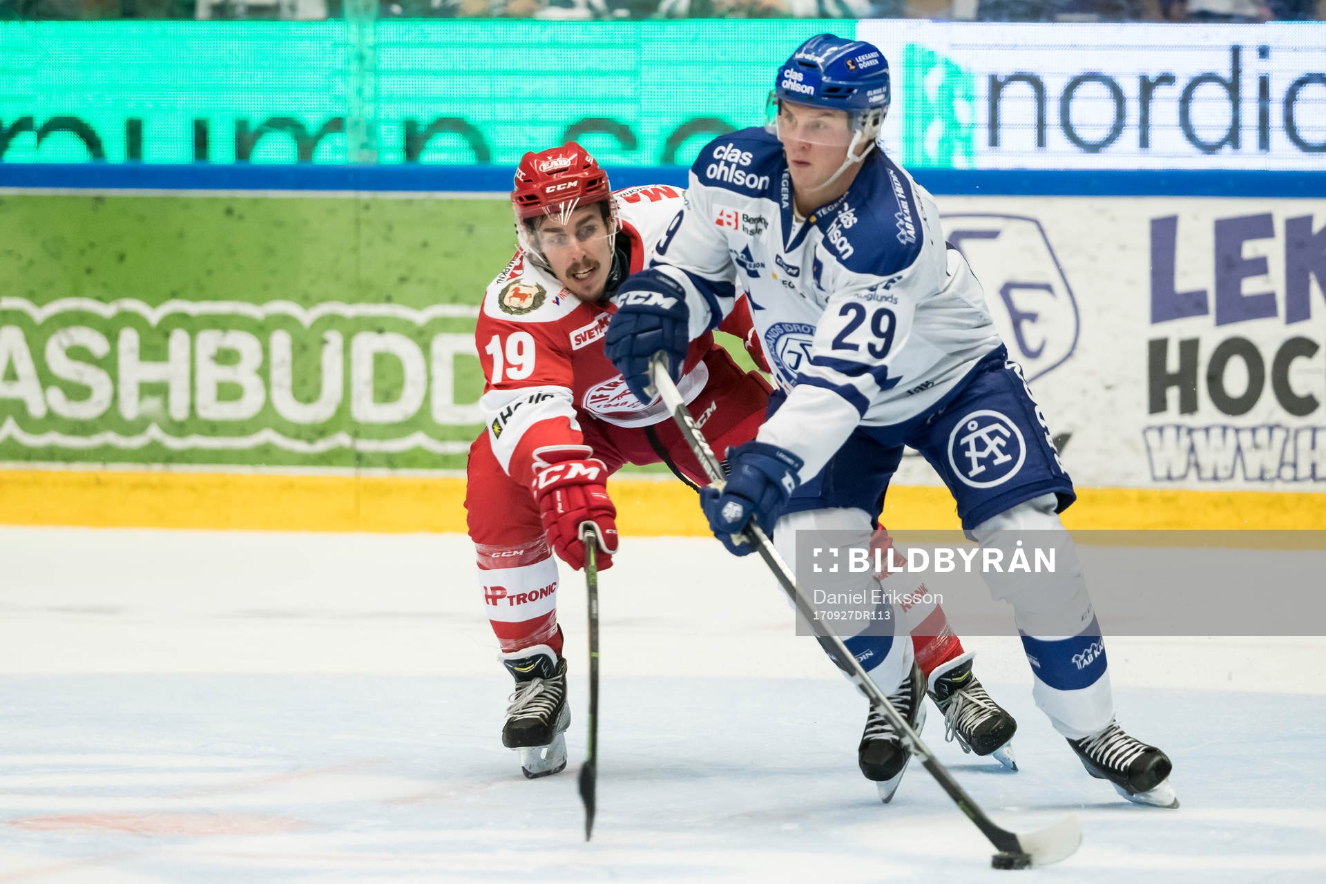 Troja/Ljungby Trojas Jens Holmström jagar Leksands David