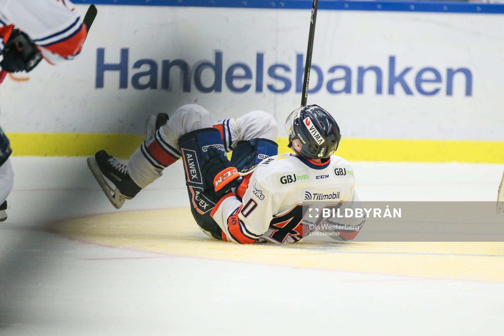 Växjös Elias Pettersson  fick ont