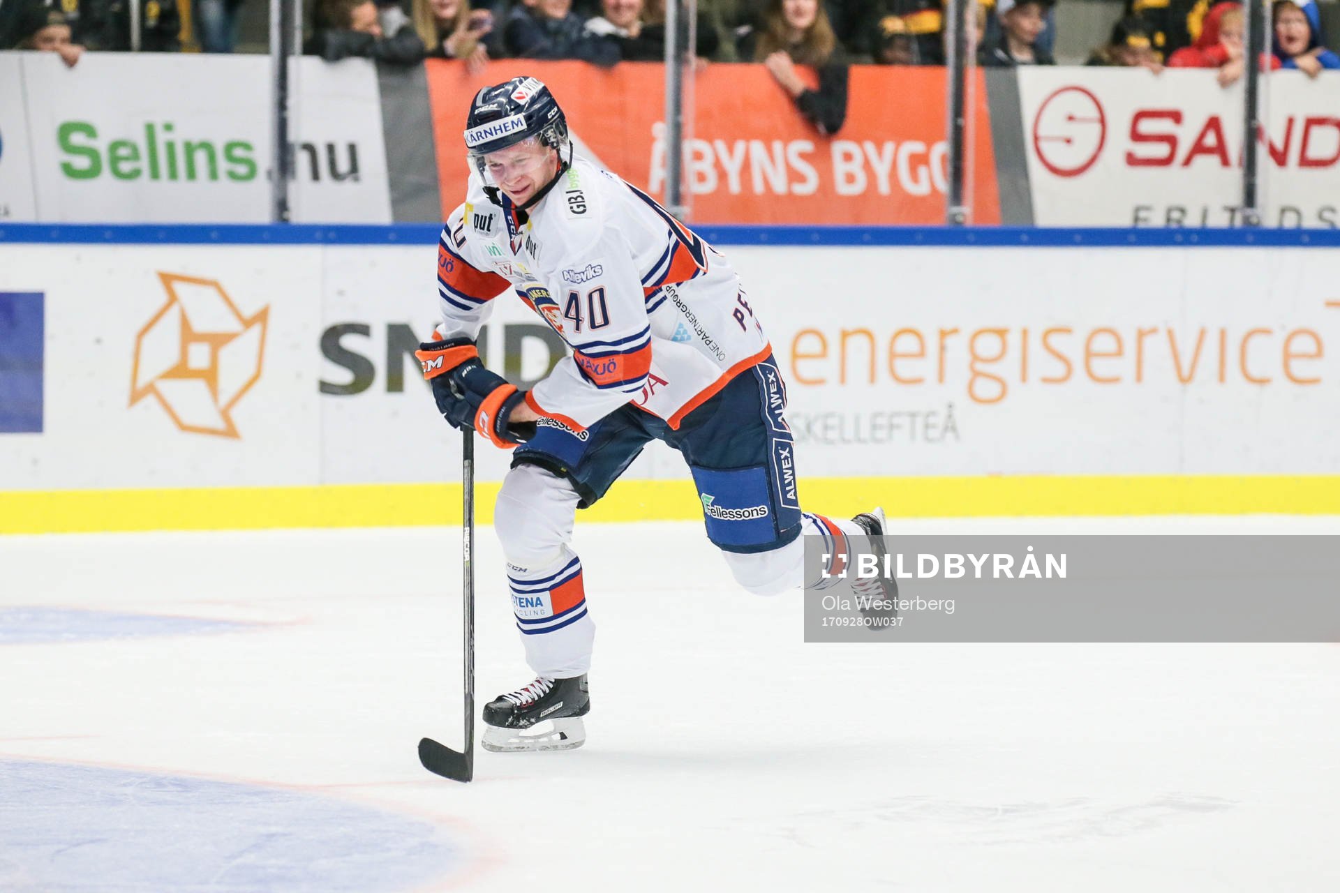 Växjös Elias Pettersson  fick ont