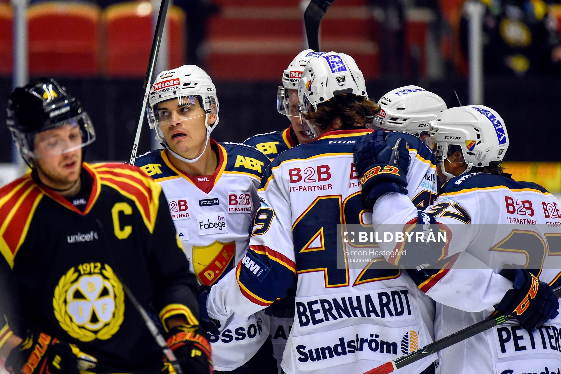 Djurgårdens Rene Bourque jublar med lagkamrater