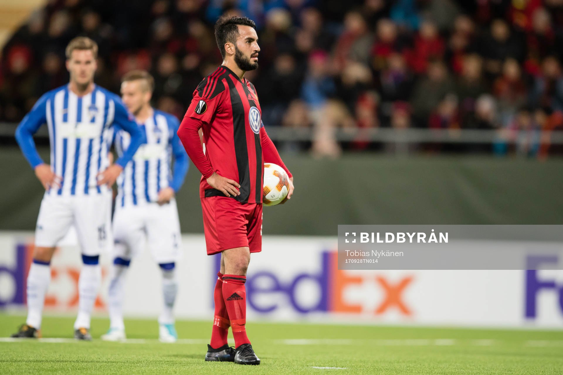 Östersunds Brwa Nouri förbereder sig för att skjuta en