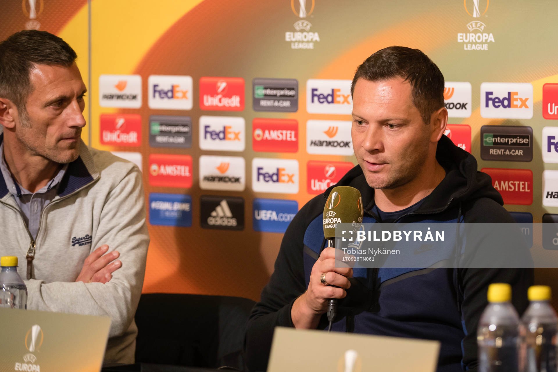 Hertha Berlin’s Tränare Pal Dardai på presskonferens