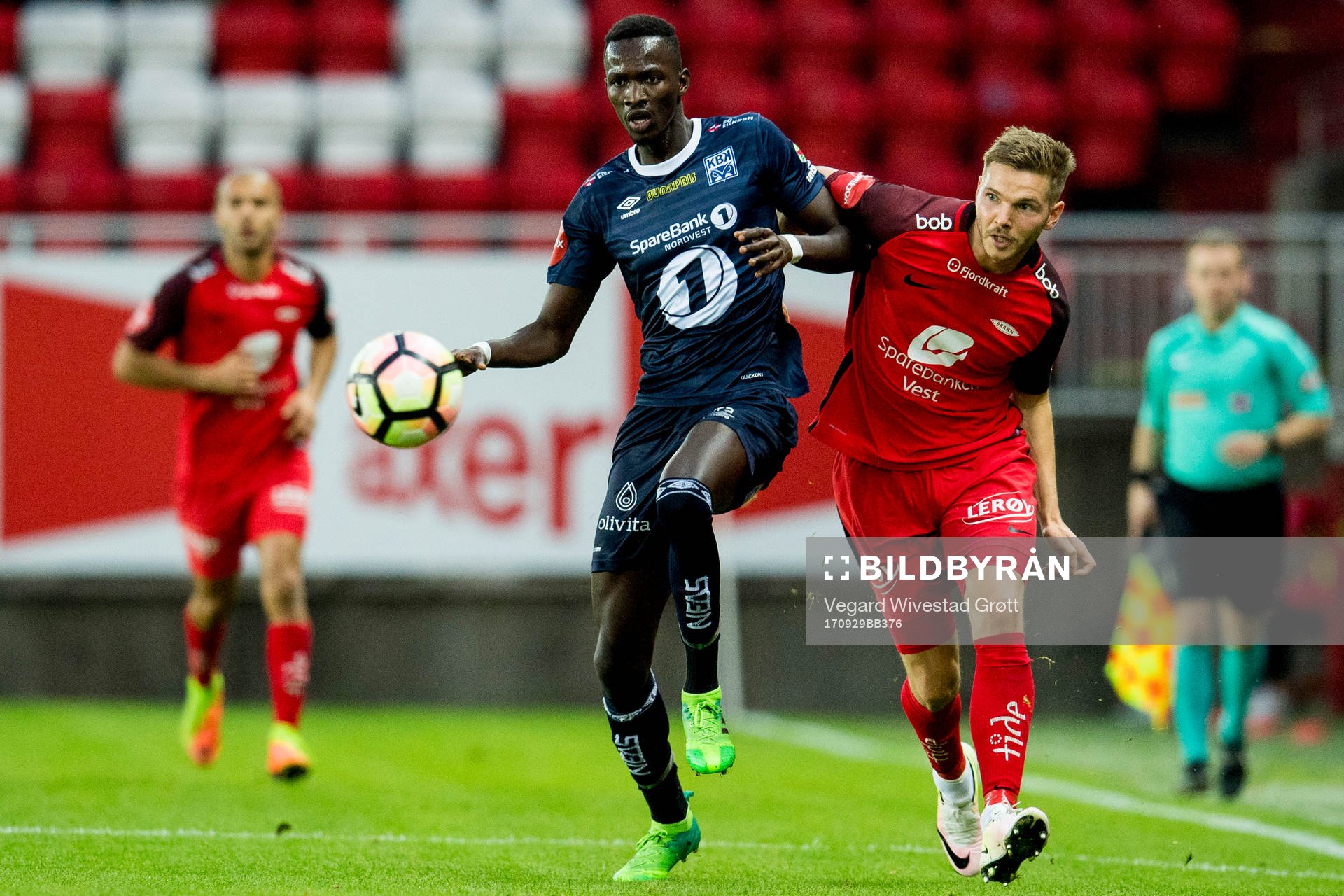 Amidou Diop of Kristiansund and Gilli Rólantsson of Brann