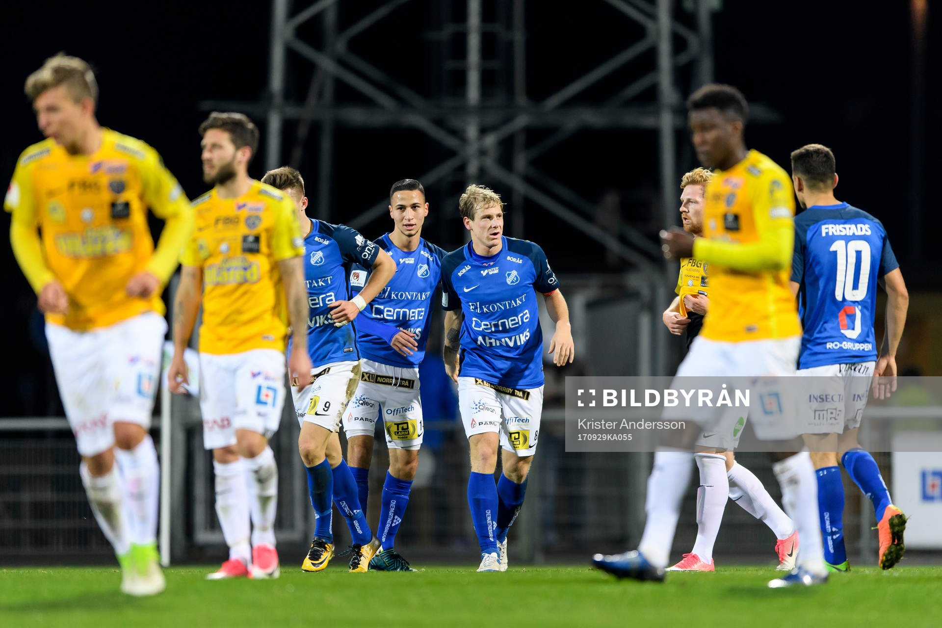 Norrbys spelare jublar