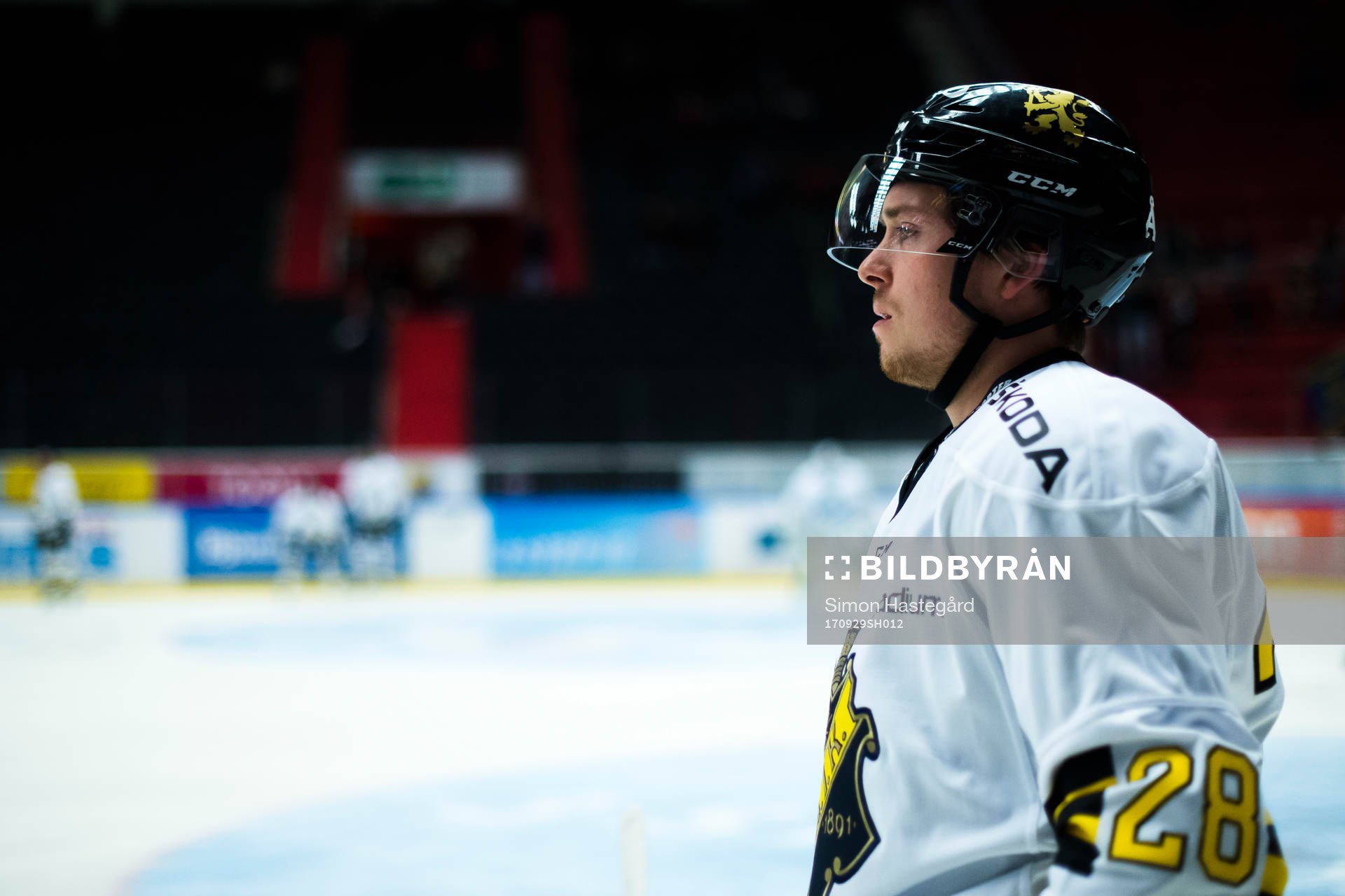 s Jesper Fröden före  ishockeymatchen i Hockeyallsvenskan