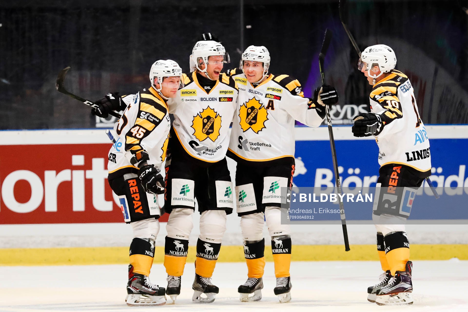 Skellefteås Oscar Möller , Pär Lindholm och  Joakim