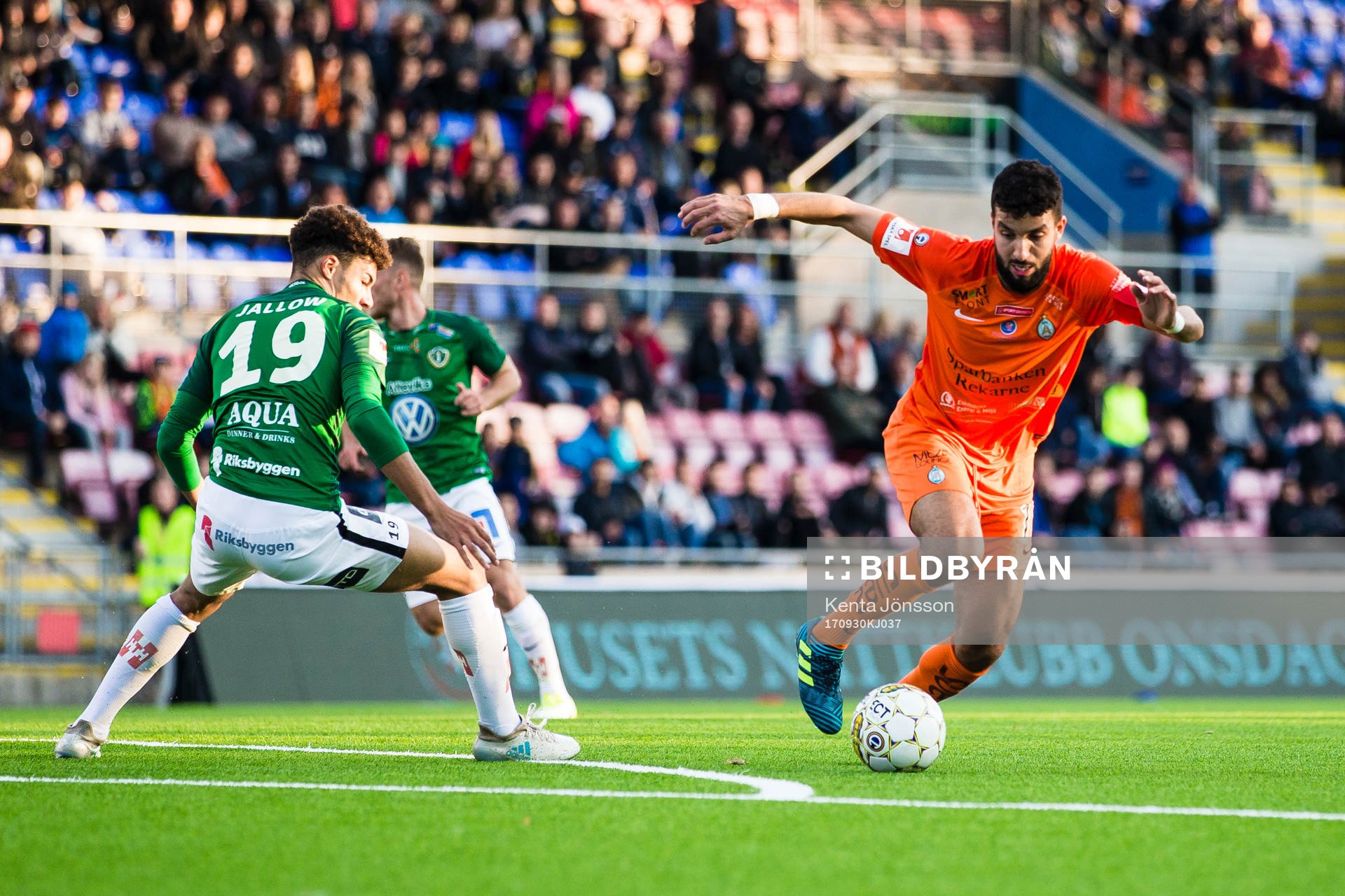AFC Eskilstunas Omar Eddahri och Jönköpings Alexander