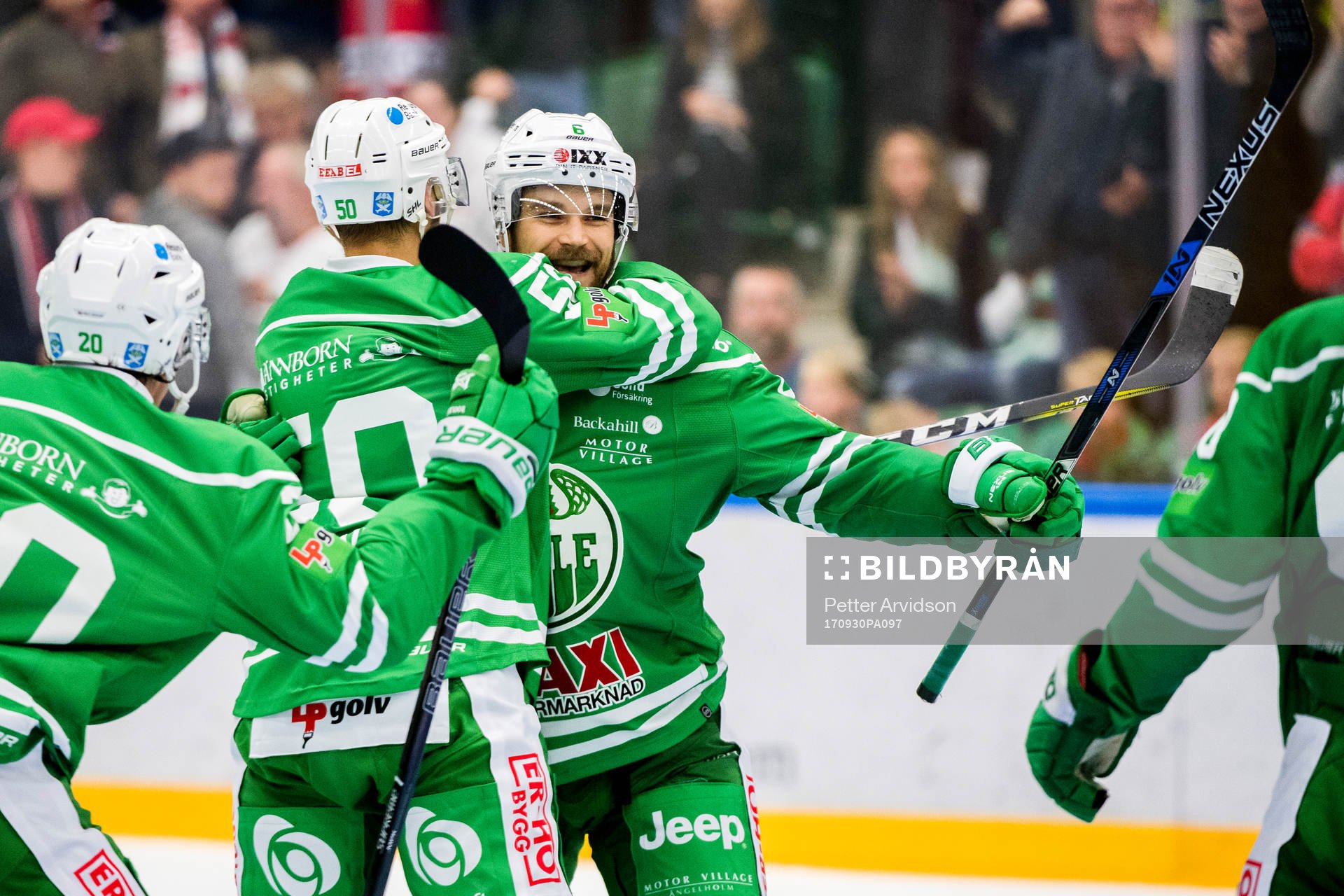 Rögles Craig Schira jublar avgörande 8-7 målet