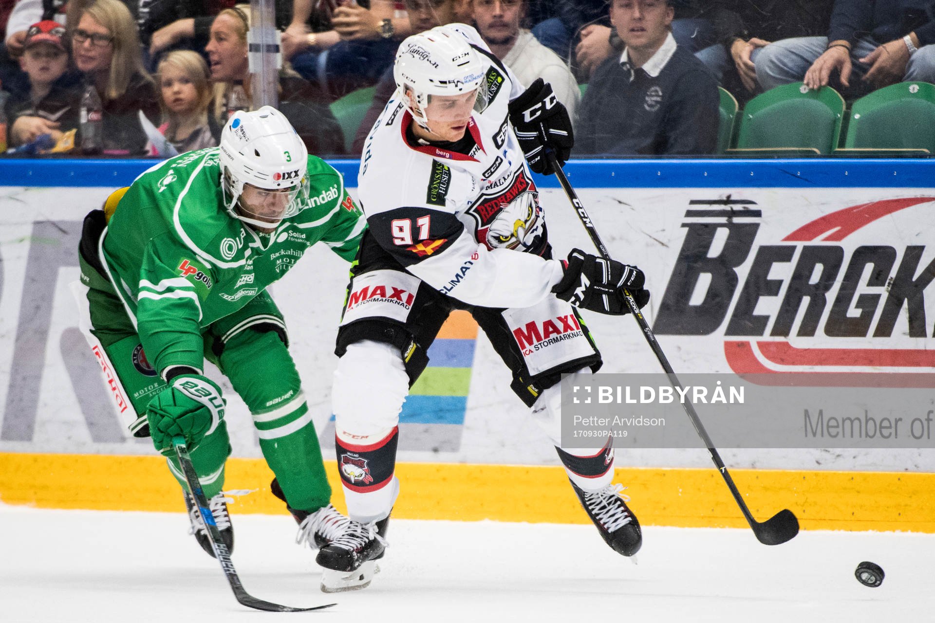 Rögles Almen Bibic och Malmö Redhawks Max Görtz