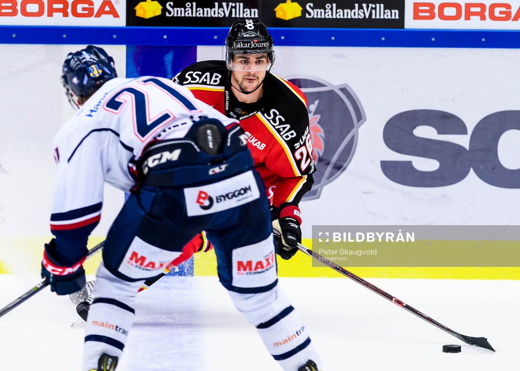 Luleås Joey Hishon med pucken