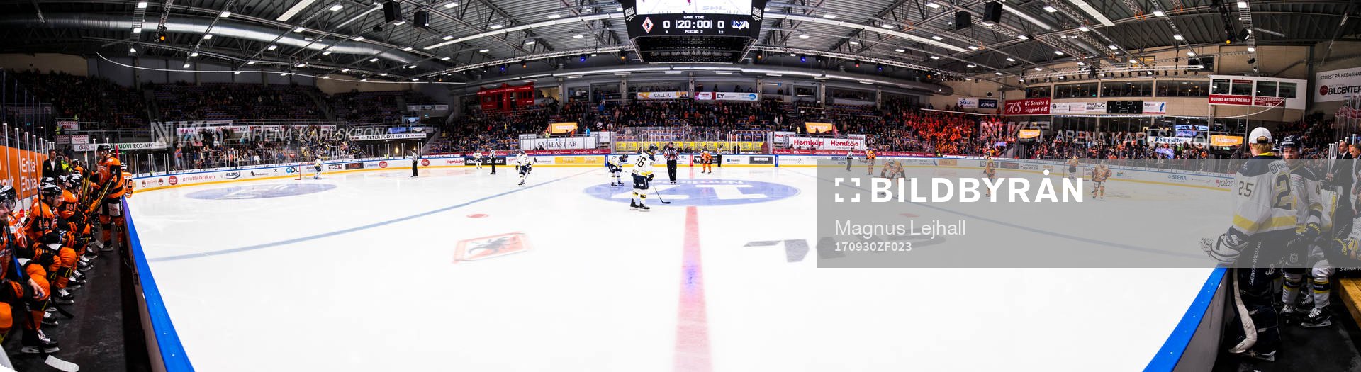 panoramabild över NKT arena invändigt
