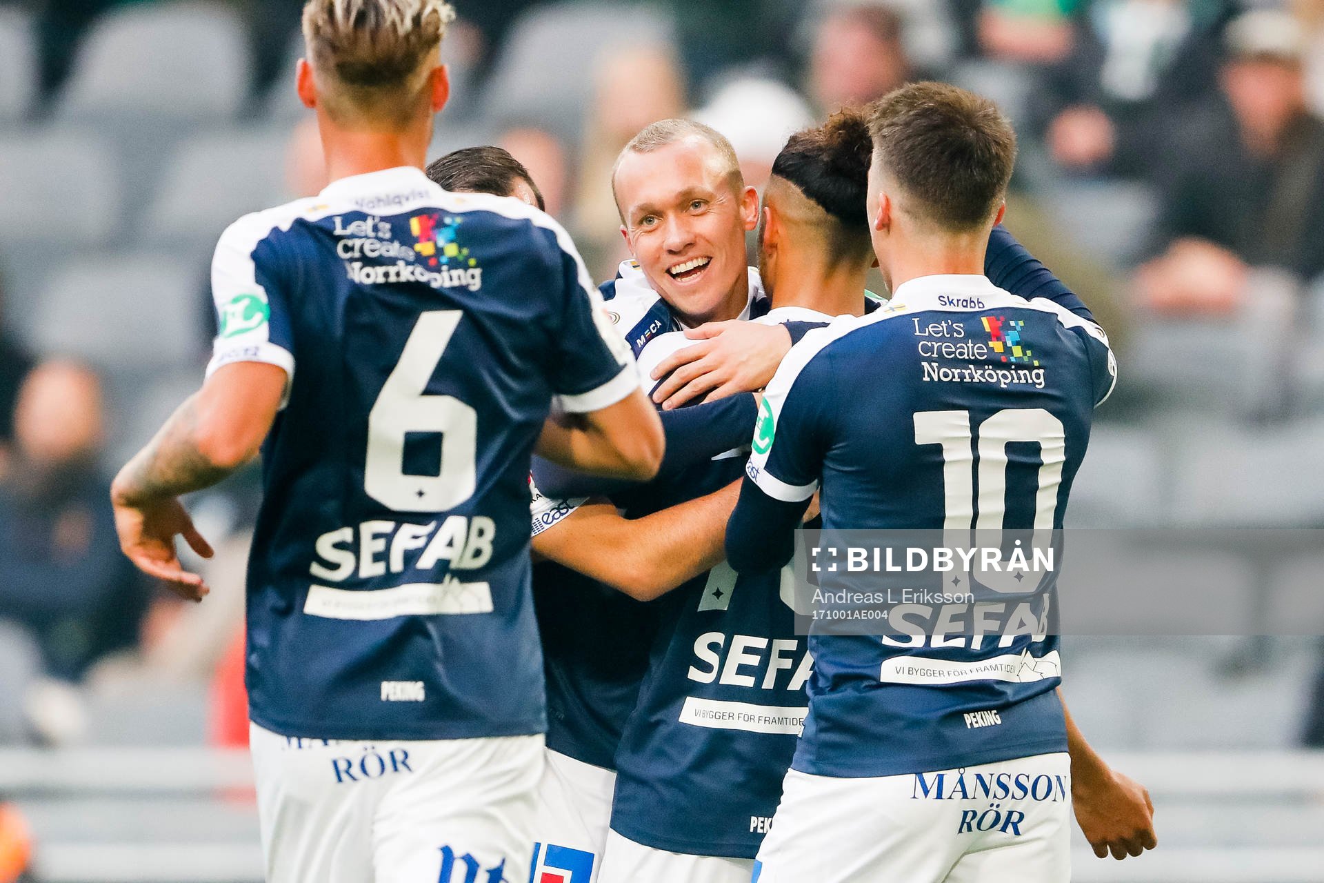 Norrköpings spelare jublar