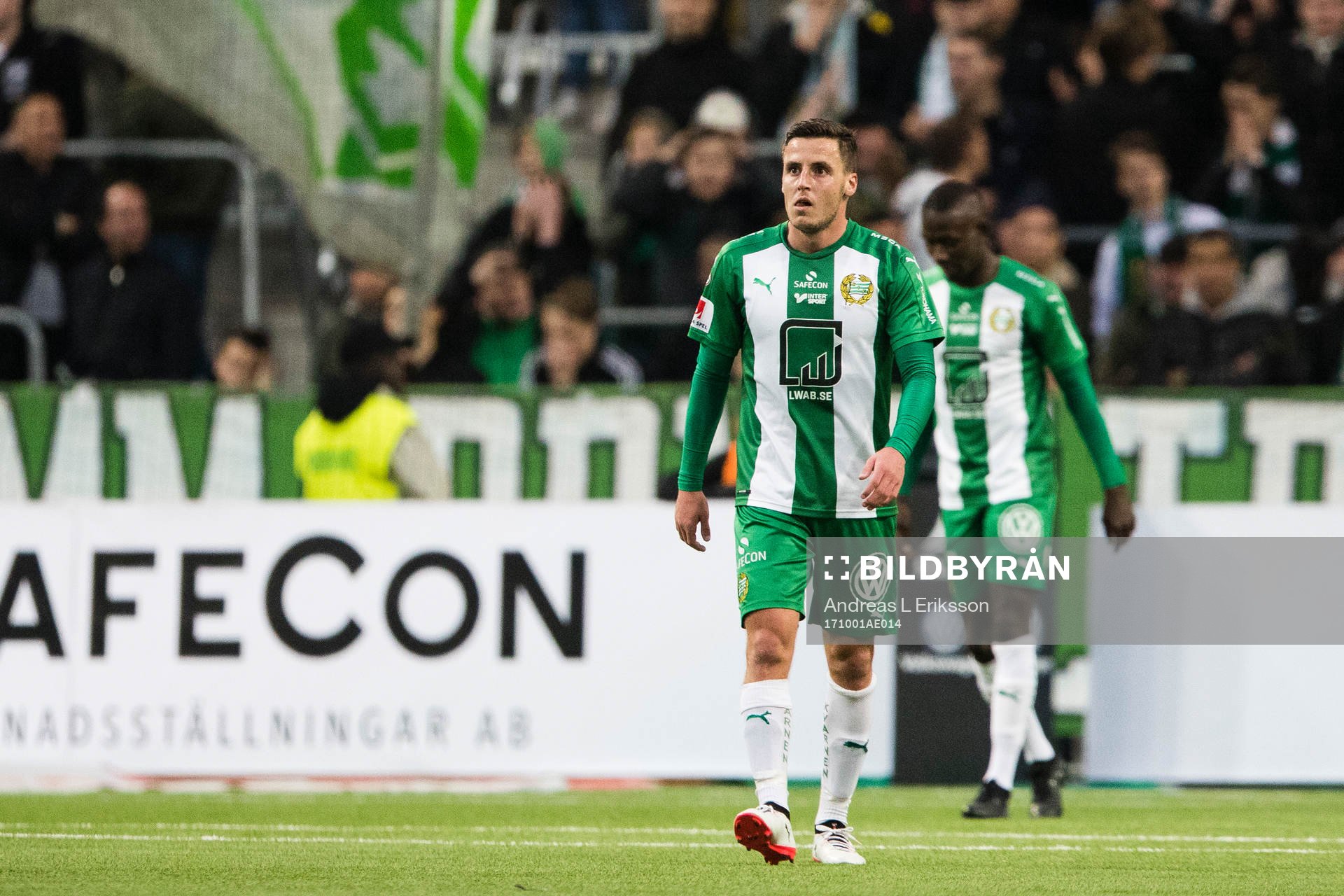 Hammarbys Jeppe Andersen och Pa Amat Dibba deppar