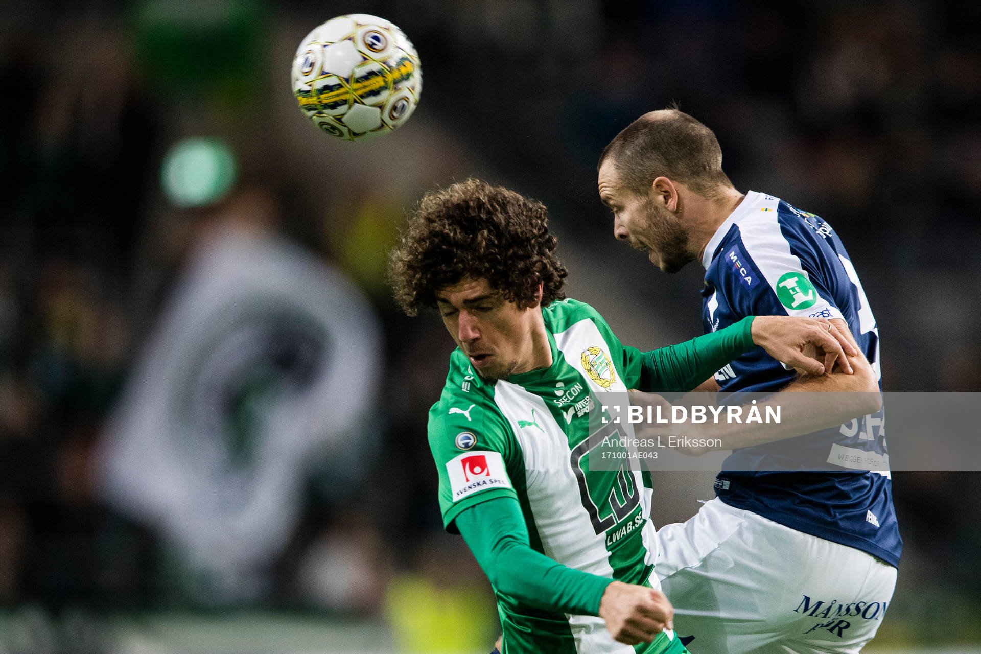 Hammarbys Romulo Cabral Pereira Pinto i en nickduell med