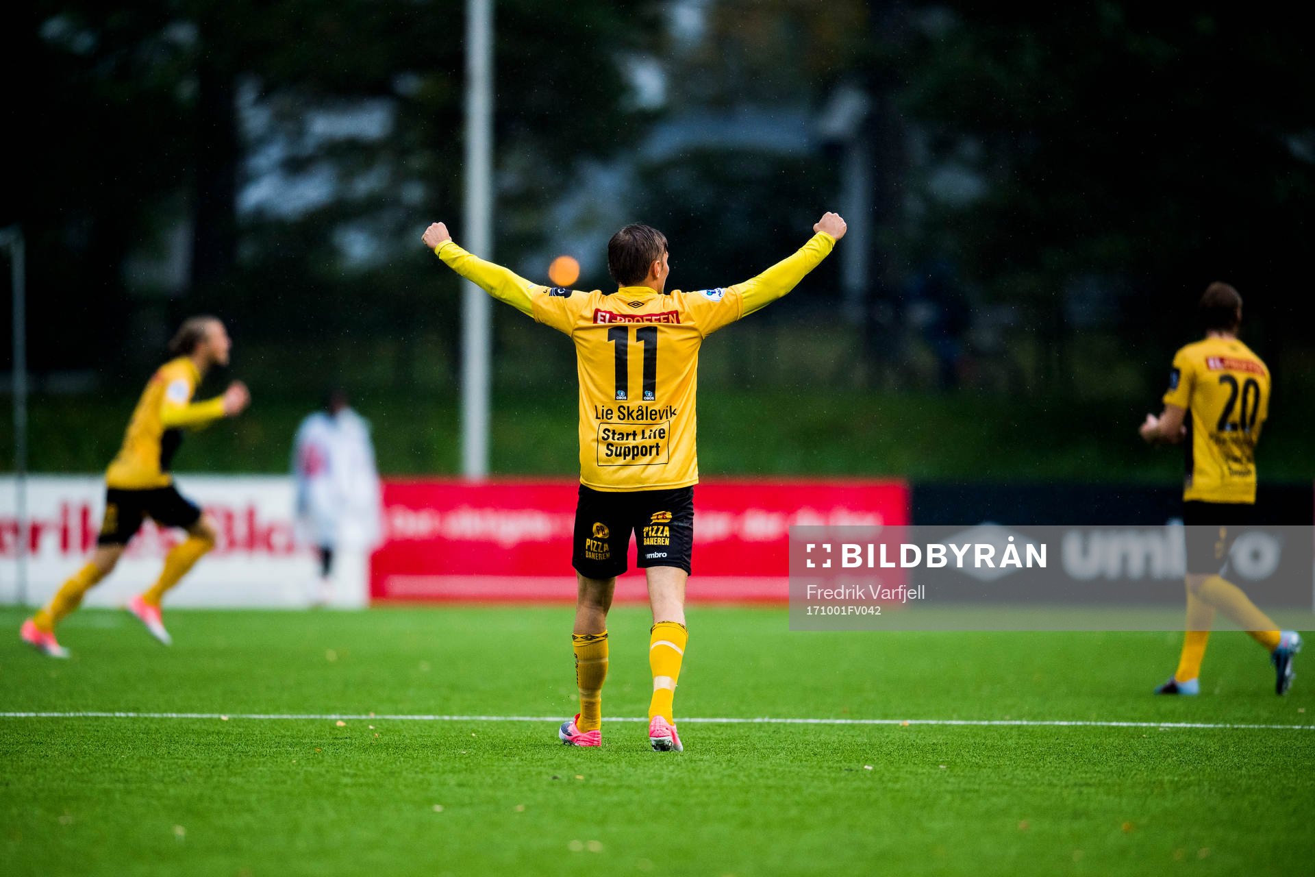 Steffen Lie Skålevik of Start celebrates