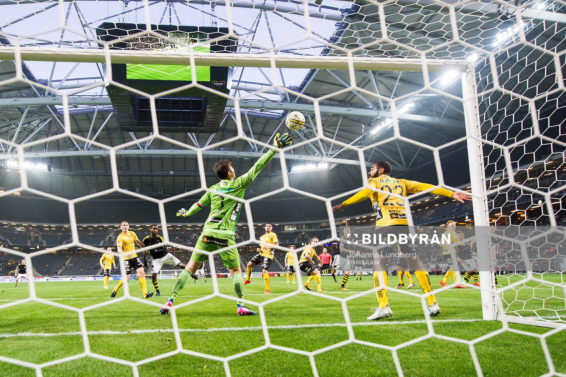 Elfsborgs målvakt Kevin Stuhr Ellegaard släpper in 3-1 av