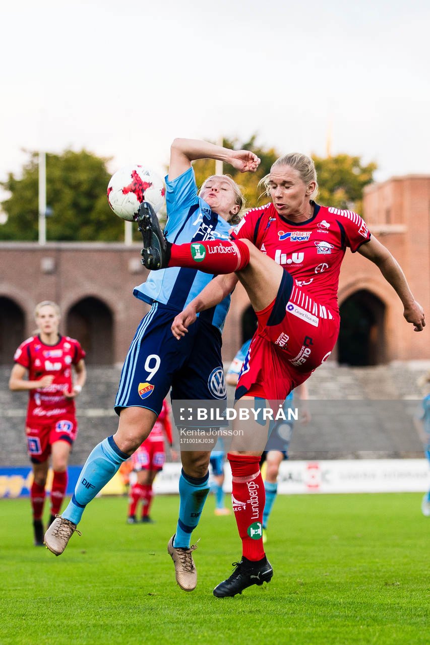Djurgårdens Mia Jalkerud och Linköpings Tove Almqvist