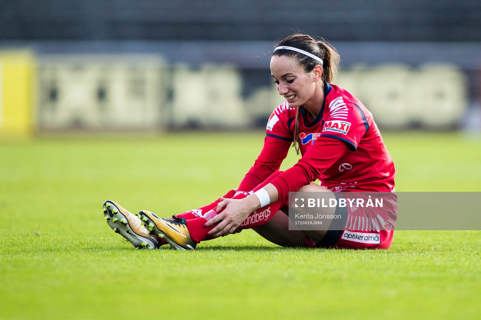 Linköpings Kosovare Asllani deppar