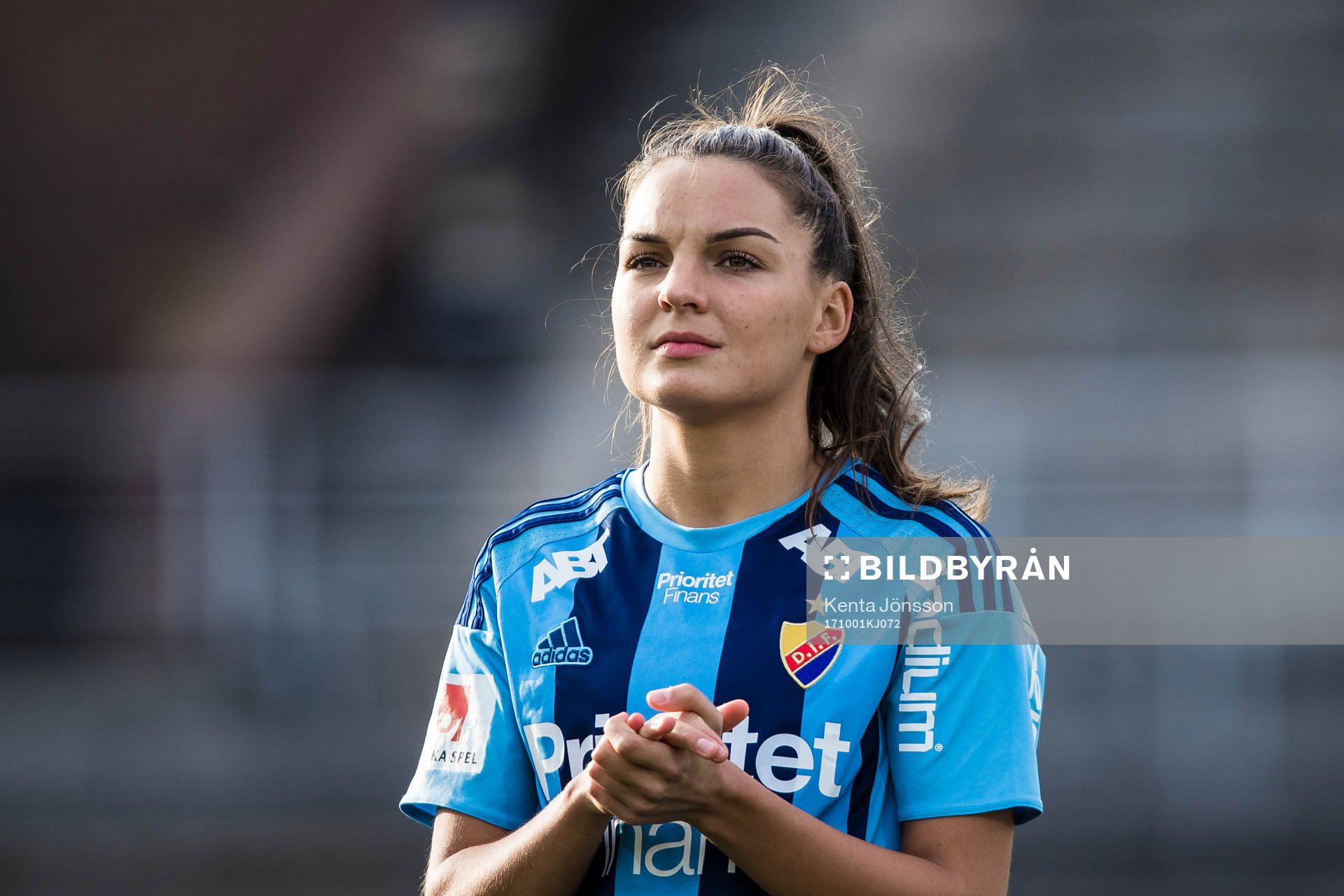 Djurgårdens Johanna Rytting Kaneryd innan fotbollsmatchen