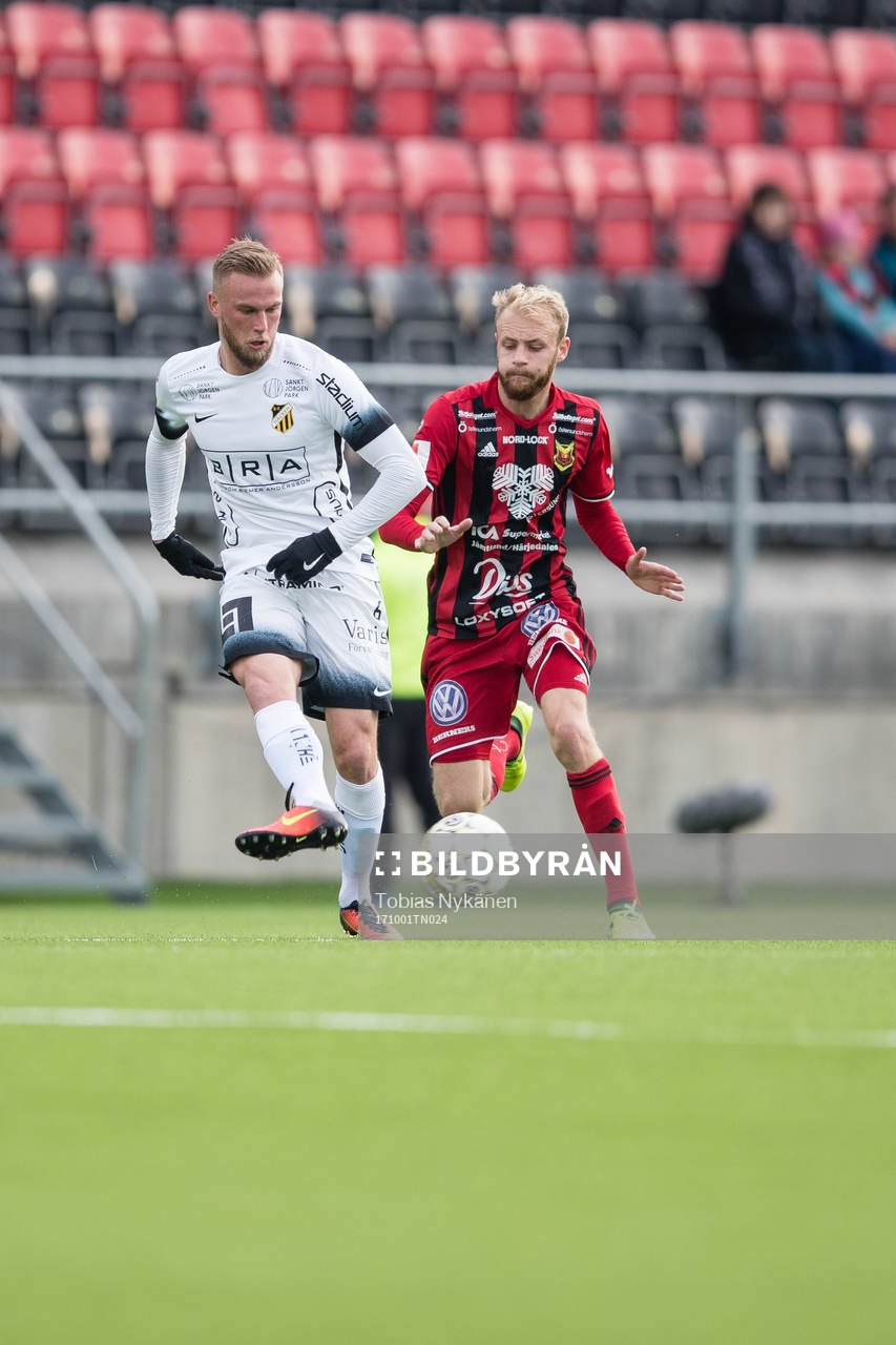 Häckens Alexander Faltsetas mot Östersunds Curtis Edwards