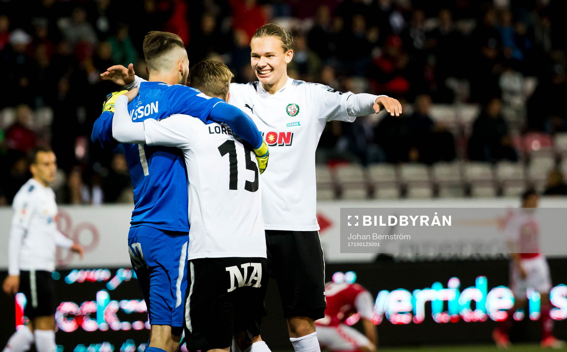 Örebros målvakt Oscar Jansson, Martin Lorentzson  och
