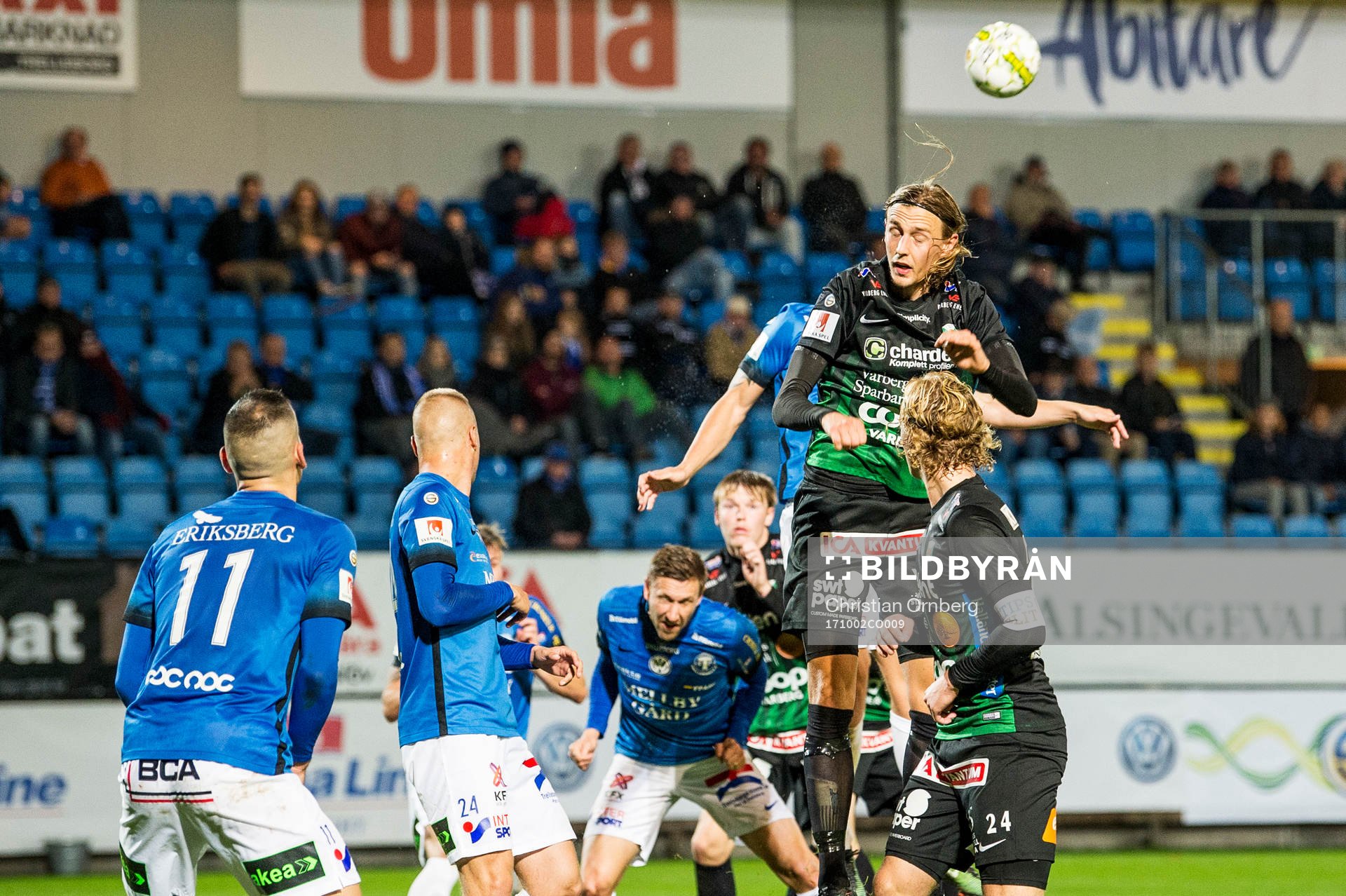 Varbergs Joakim Lindner och Gustav Berggren mot Trelleborgs