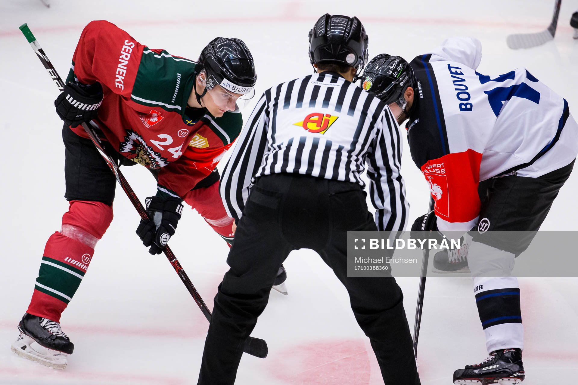 Frölundas Lias Andersson tekar mot Gap Rapaces Maurin