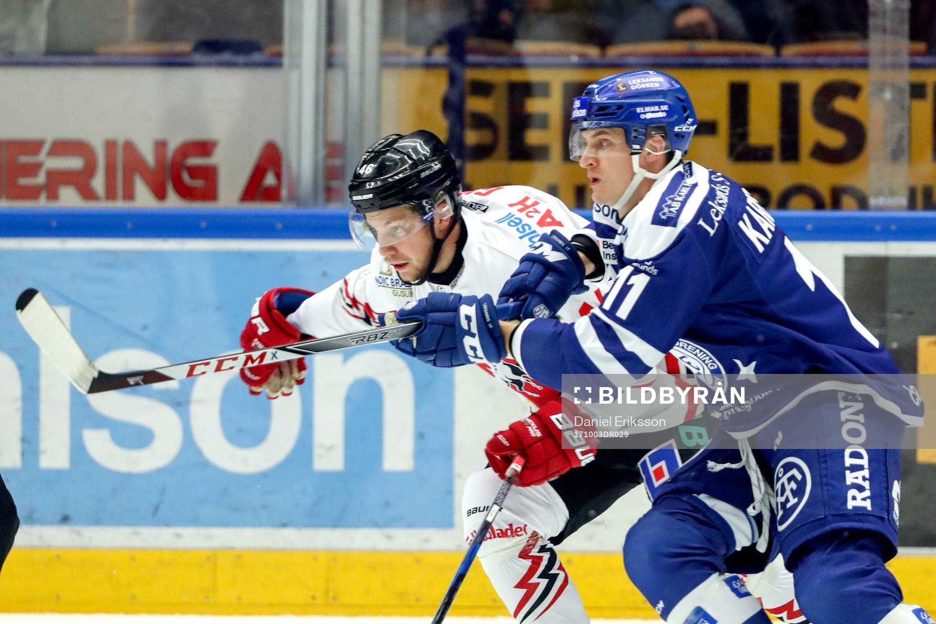 Vita Hästens Douglas Lögdal och Leksands Martin Karlsson