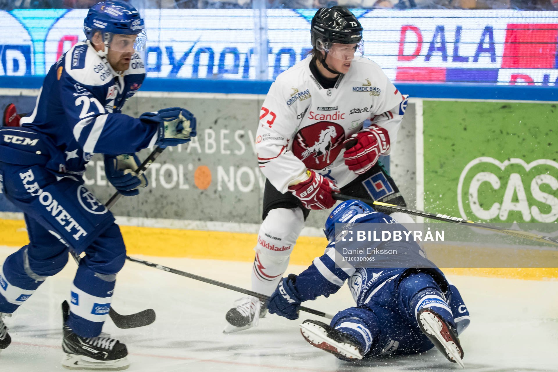 Leksands Mattias Ritola och Vita Hästens Victor Lindmanoch