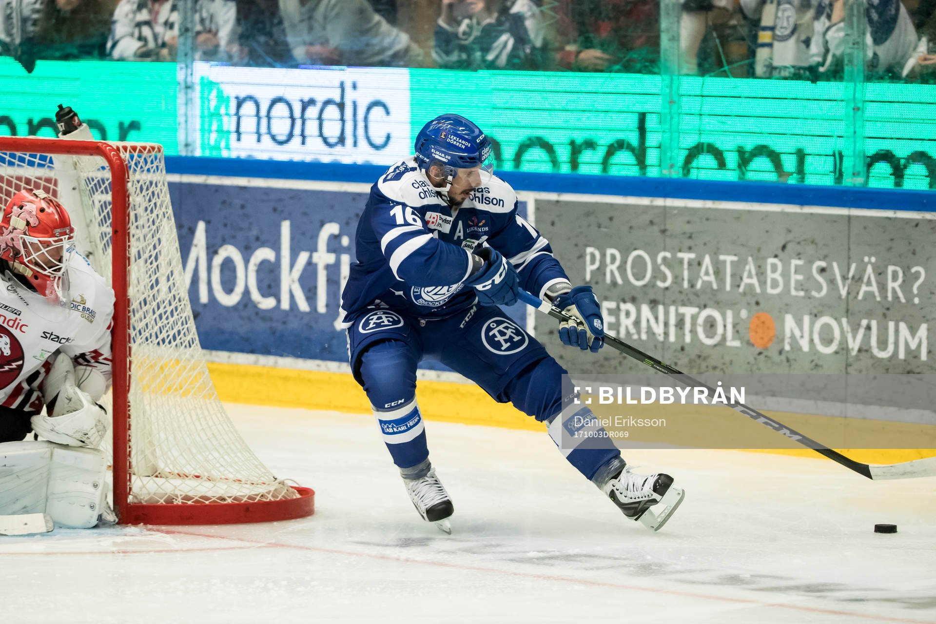 Leksands Fredrik Lindgren   i ishockeymatchen i