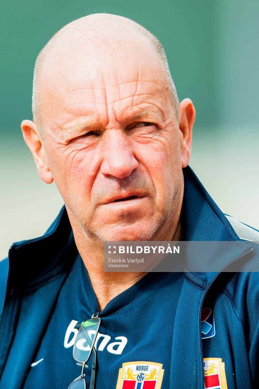 Nils Johan Semb, Chief of elite football of the Norwegian