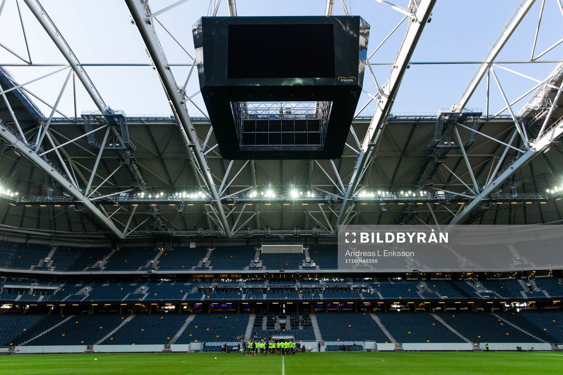 Öppet tak på Friends Arena