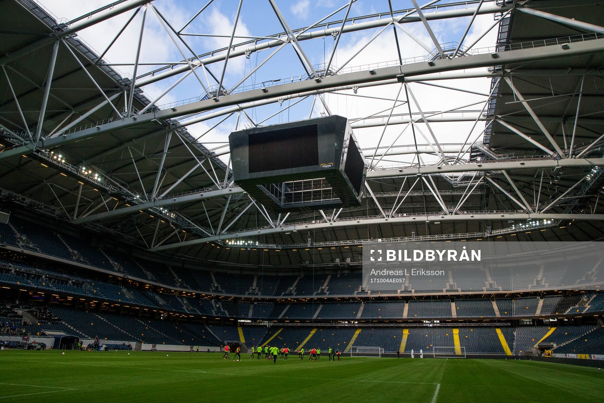 Öppet tak på Friends Arena