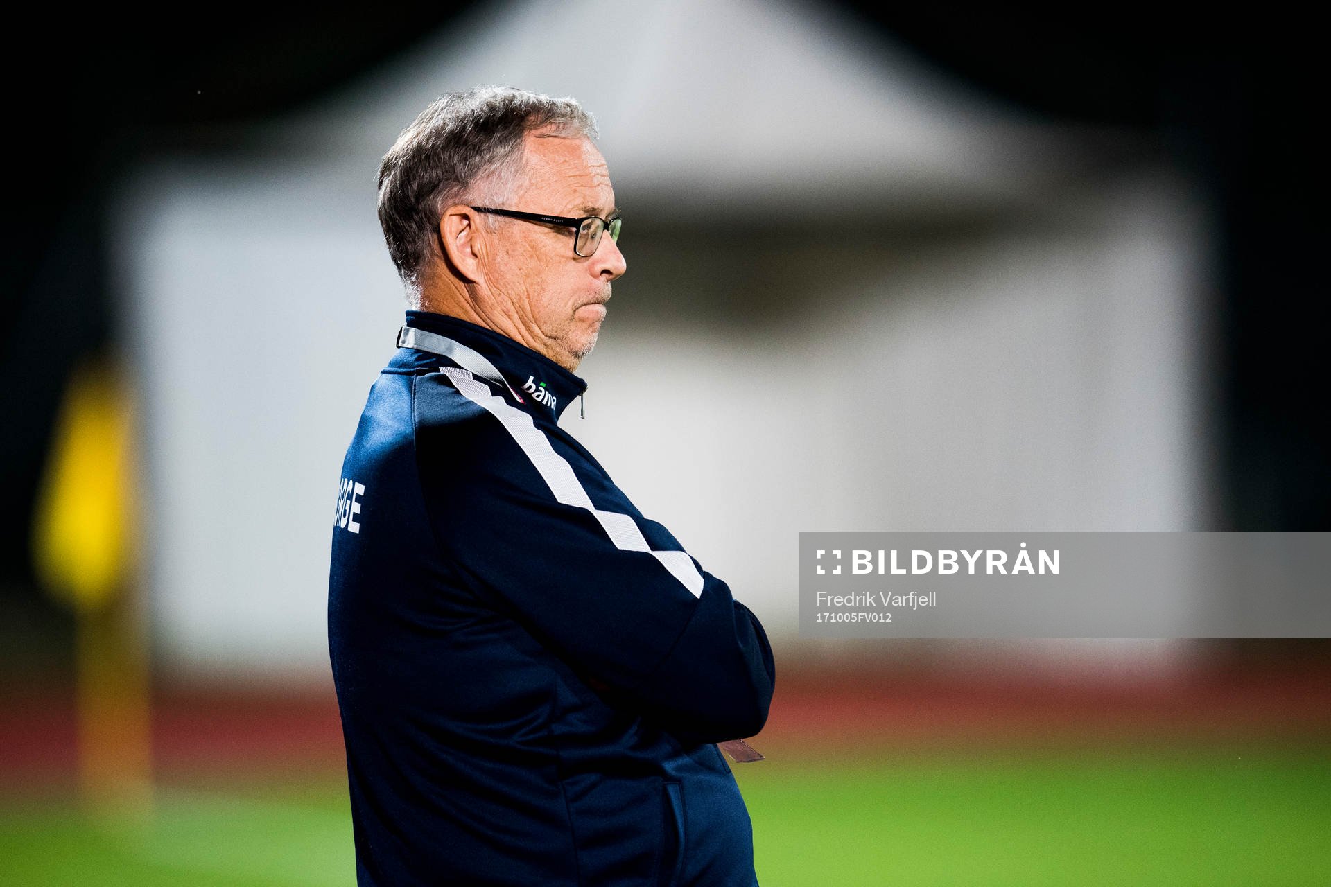 Lars Lagerbäck, head coach of Norway, watches the warm-up
