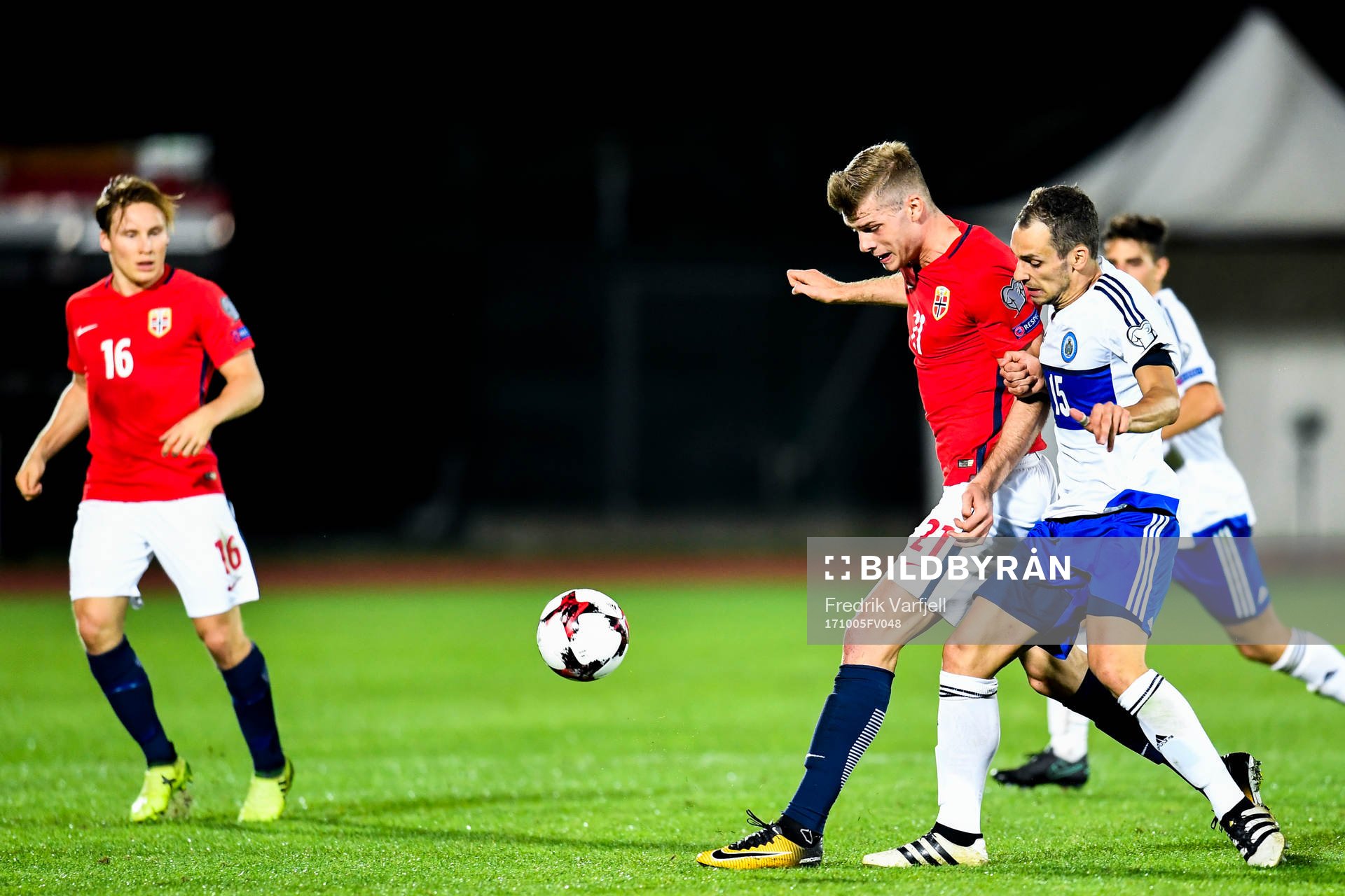 Alexander Sørloth of Norway and Cristian Brolli of San