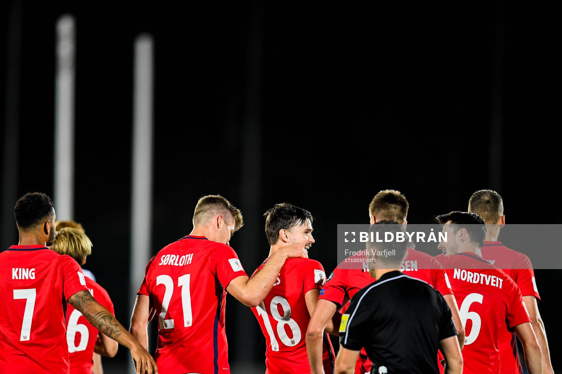 Alexander Sørloth and Ole Kristian Selnæs of Norway