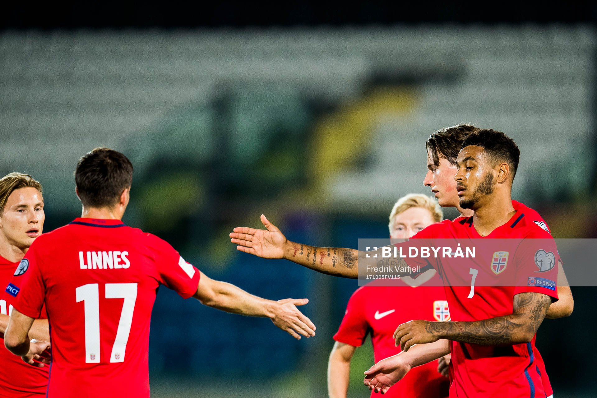 Joshua King of Norway celebrates with his teammates