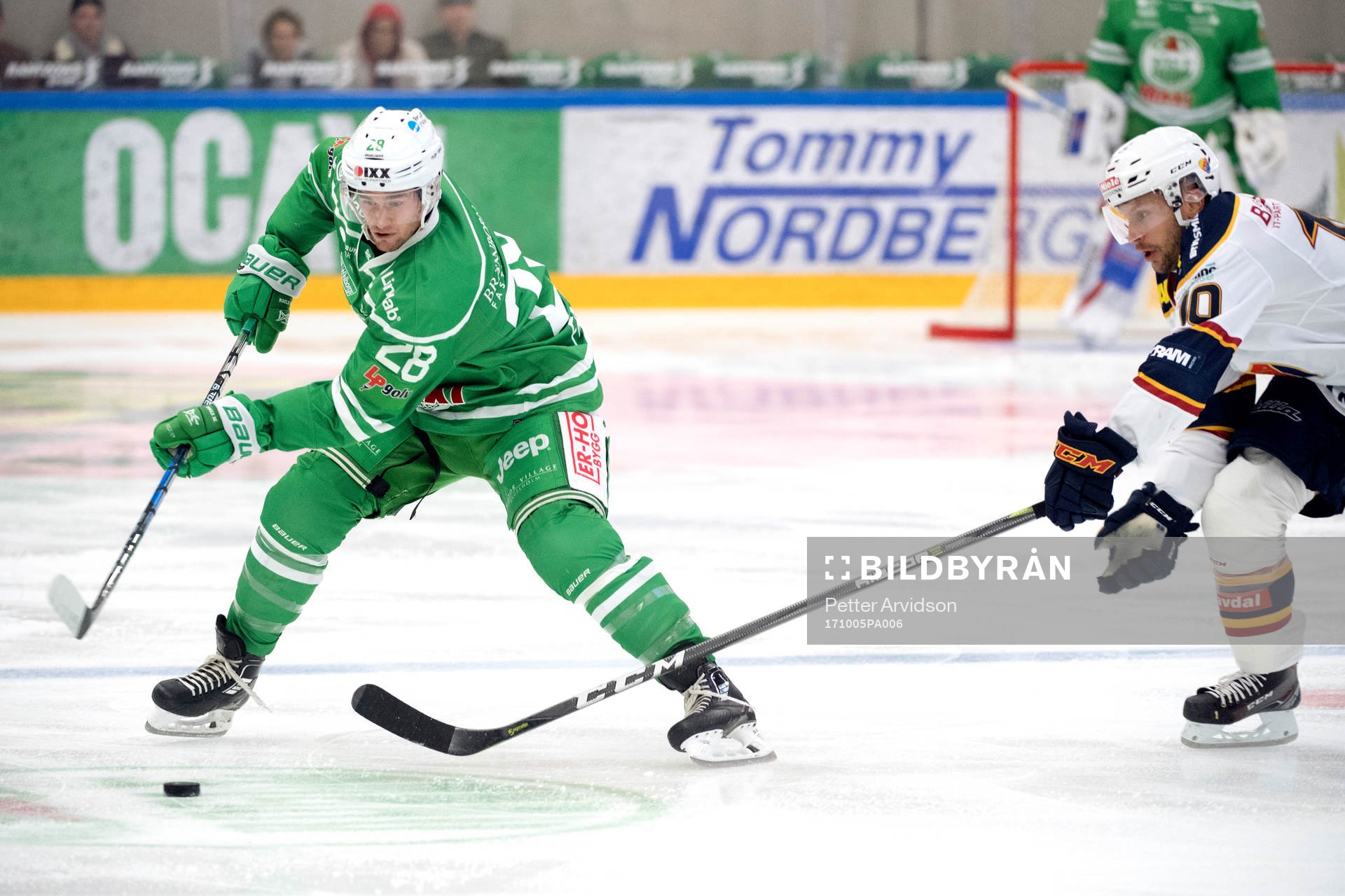 Rögles Cade Fairchild och Djurgårdens Niclas Bergfors