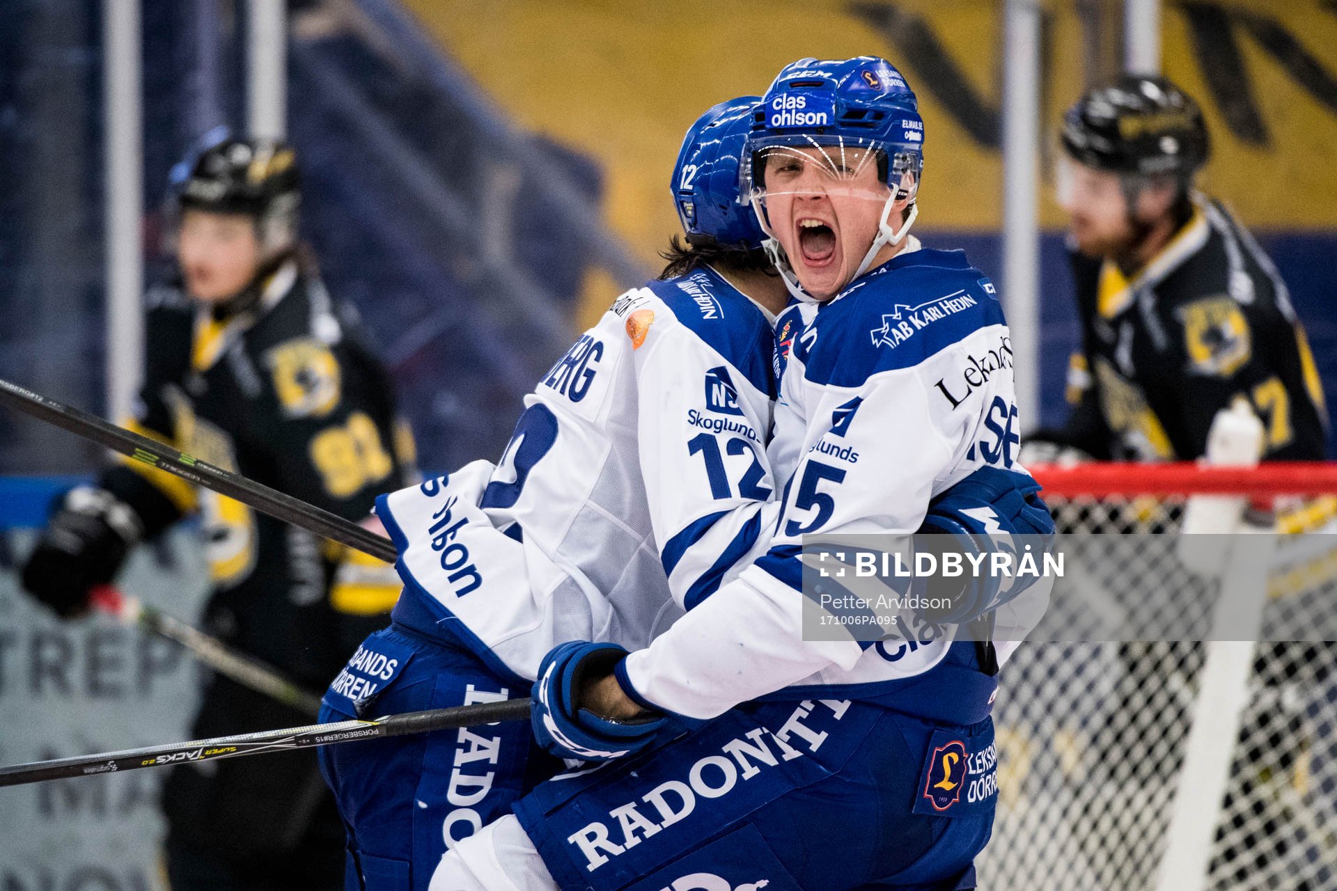 Leksands Johan Porsberger jublar med Fredrik Forsberg