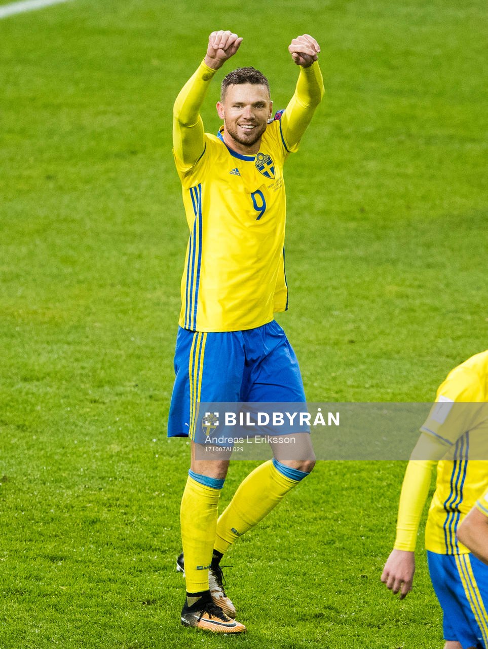 Sveriges Marcus Berg jublar