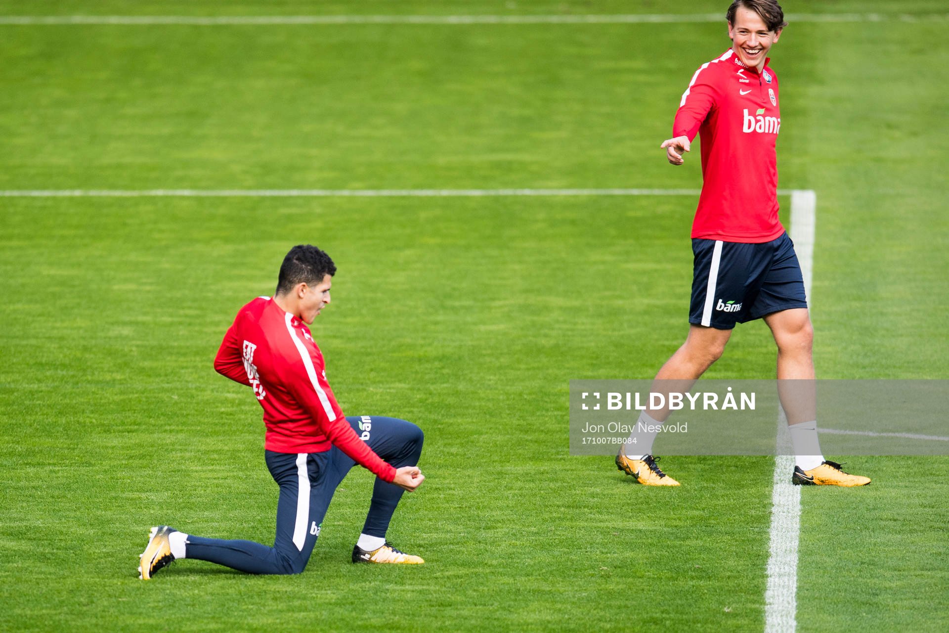 Tarik Elyounoussi and Sander Berge of Norway