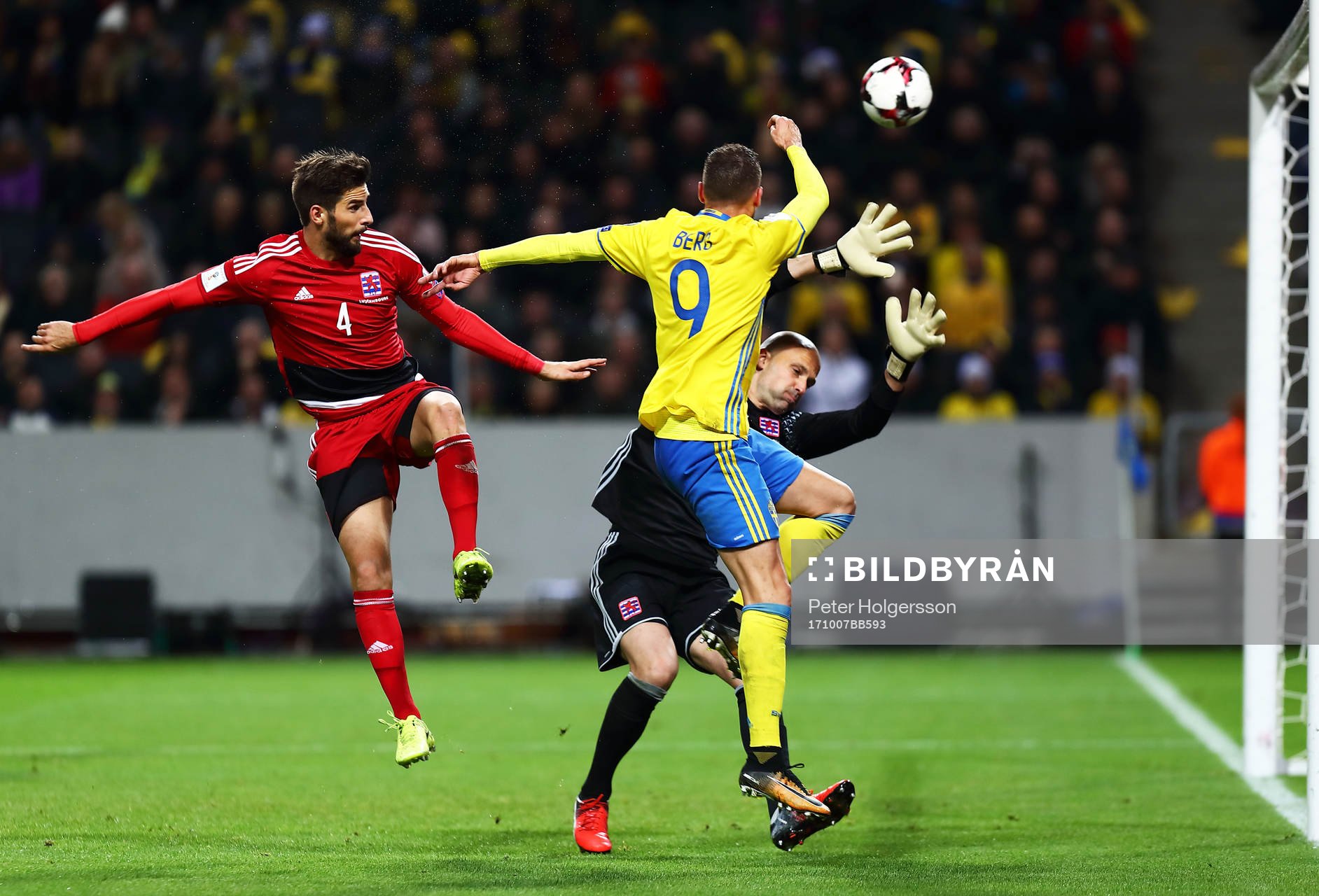 Sveriges Marcus Berg gör mål 7-0 förbi Luxemburgs