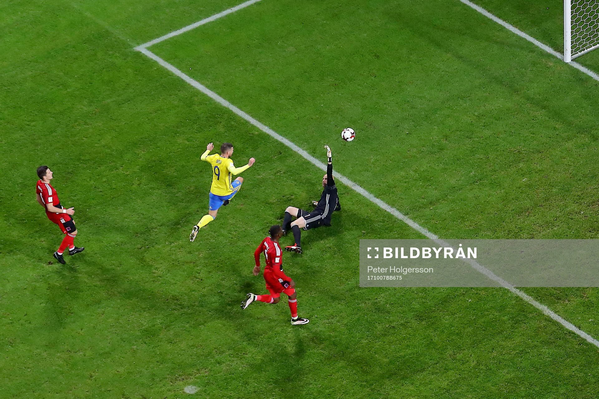 Mål 3-0 av Sveriges Marcus Berg