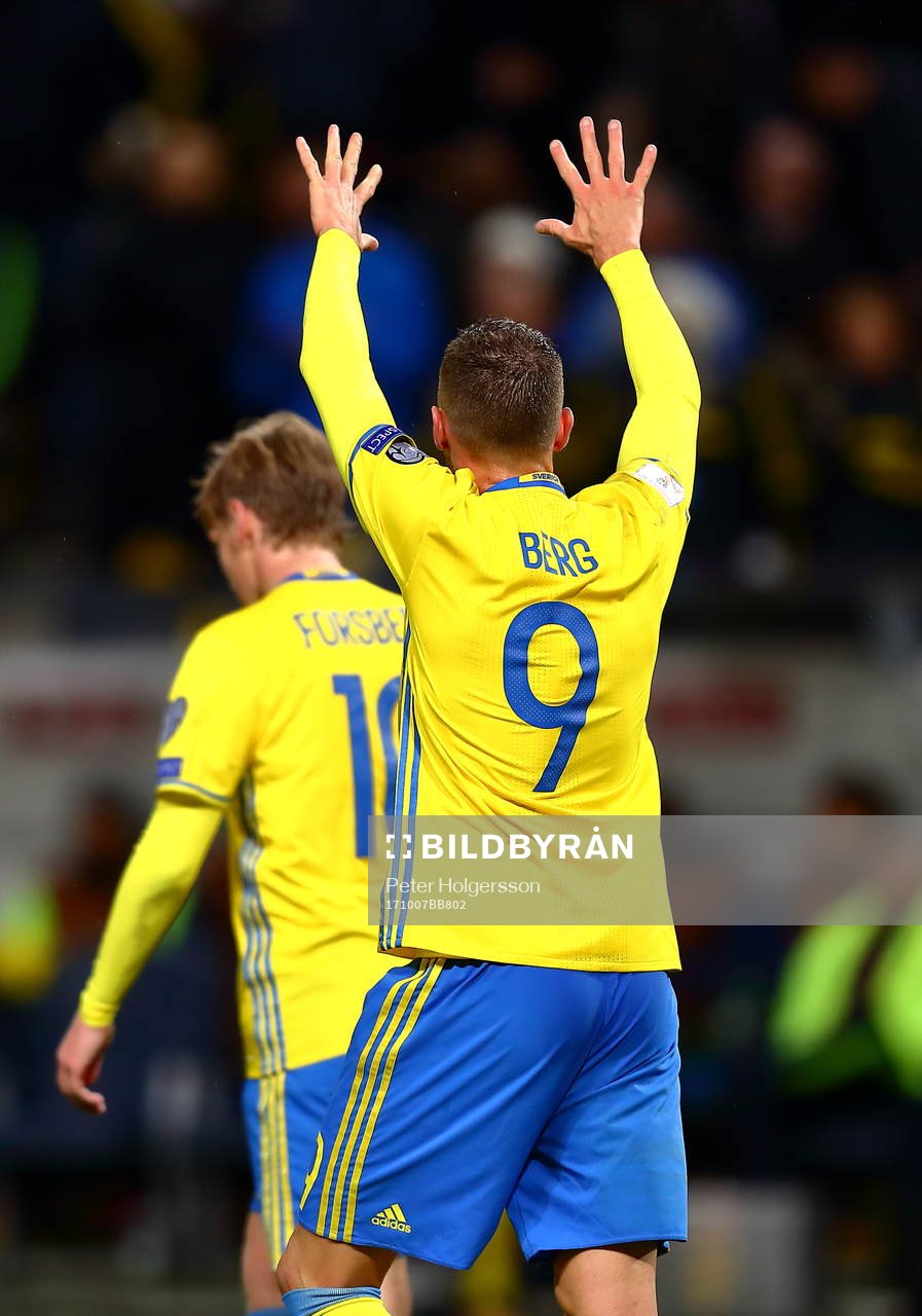 Sveriges Marcus Berg  jublar