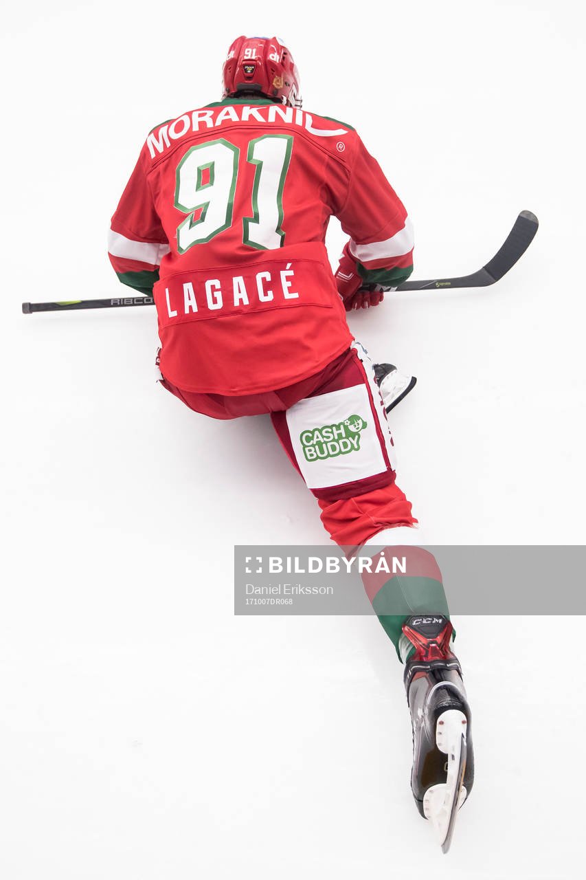 Moras Jacob Lagacé i ishockeymatchen i SHL mellan Mora och