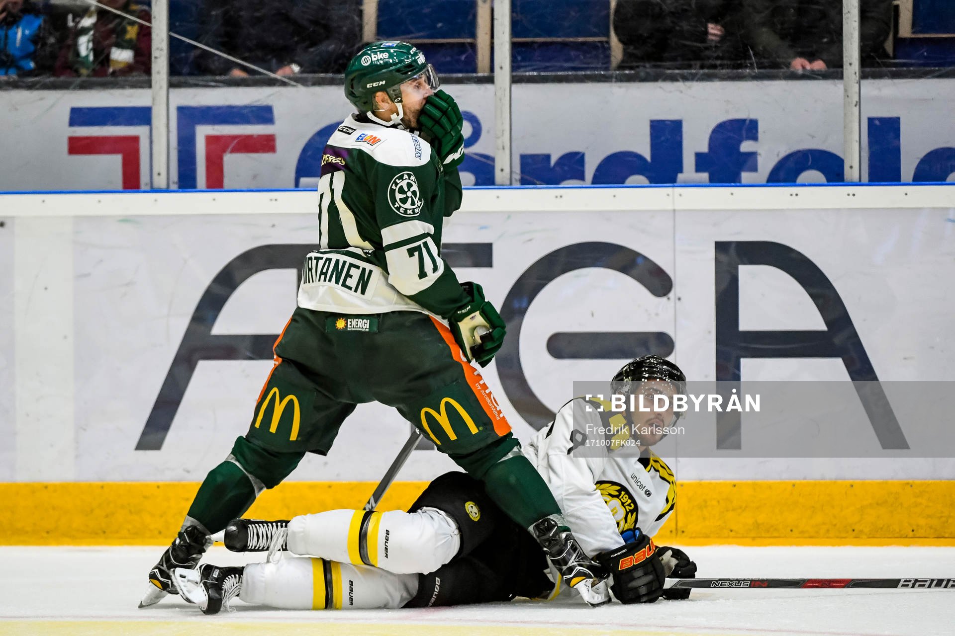 Färjestads Jesse Virtanen och Brynäs Louie Caporusso